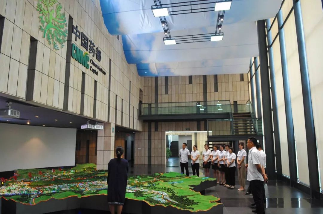 高新区对新入职公务员进行培训上好岗前第一课