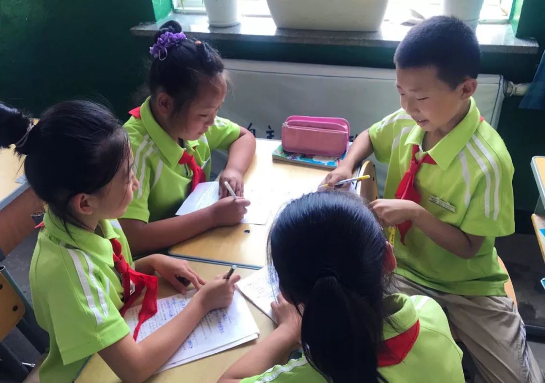 品学兼优助人为乐的“美少年”