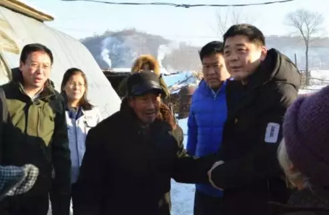 爱尔创党支部走访慰问困难群众浓浓关爱暖人心