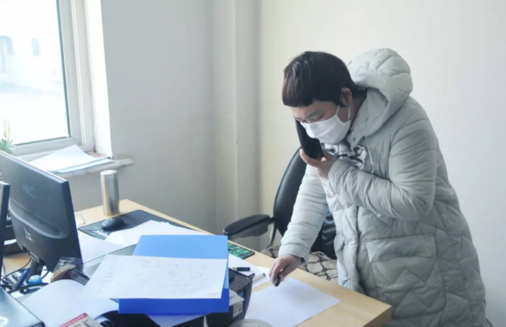 “上足弦”的守护者——记日月岛街道办事处文化卫生助理冯莉敏