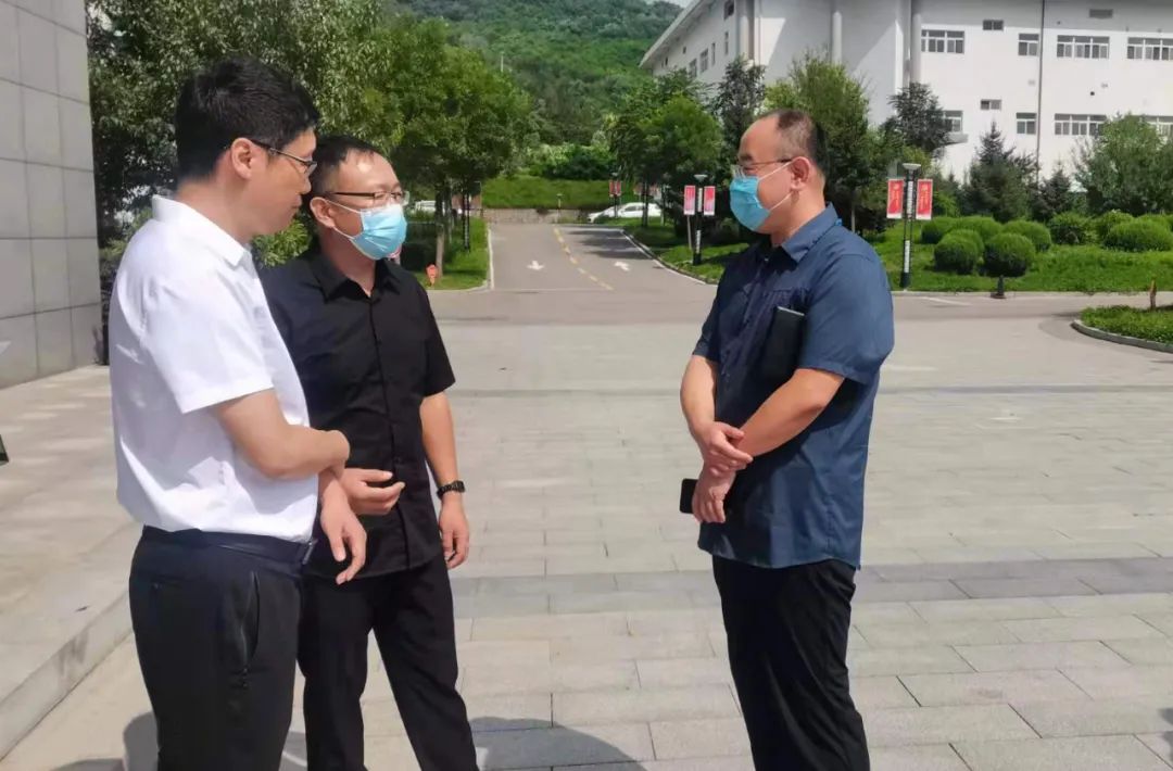 【药都要闻】本溪日报社党委副书记、总编辑杨新宇一行到高新区进行访谈活动