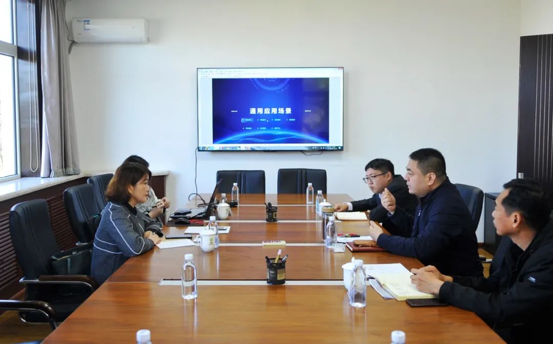 【药都要闻】张宏斌会见苍穹数码技术股份有限公司辽宁分公司负责人李萍一行