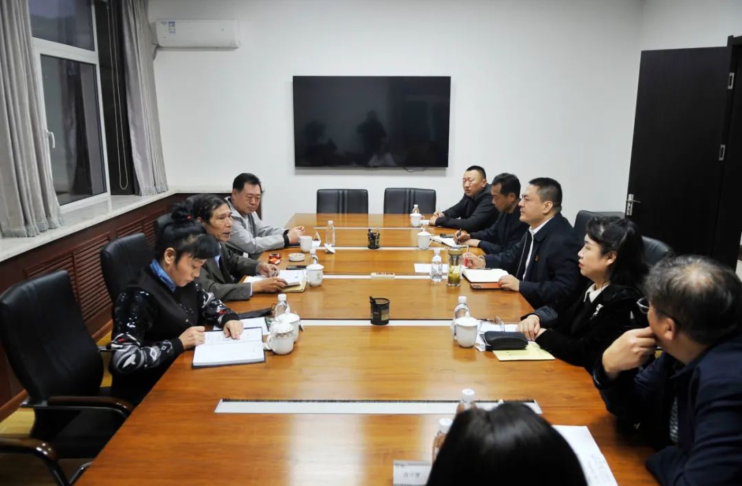 【药都要闻】张宏斌与市工商联维权委员会副主任史贵生一行进行座谈交流