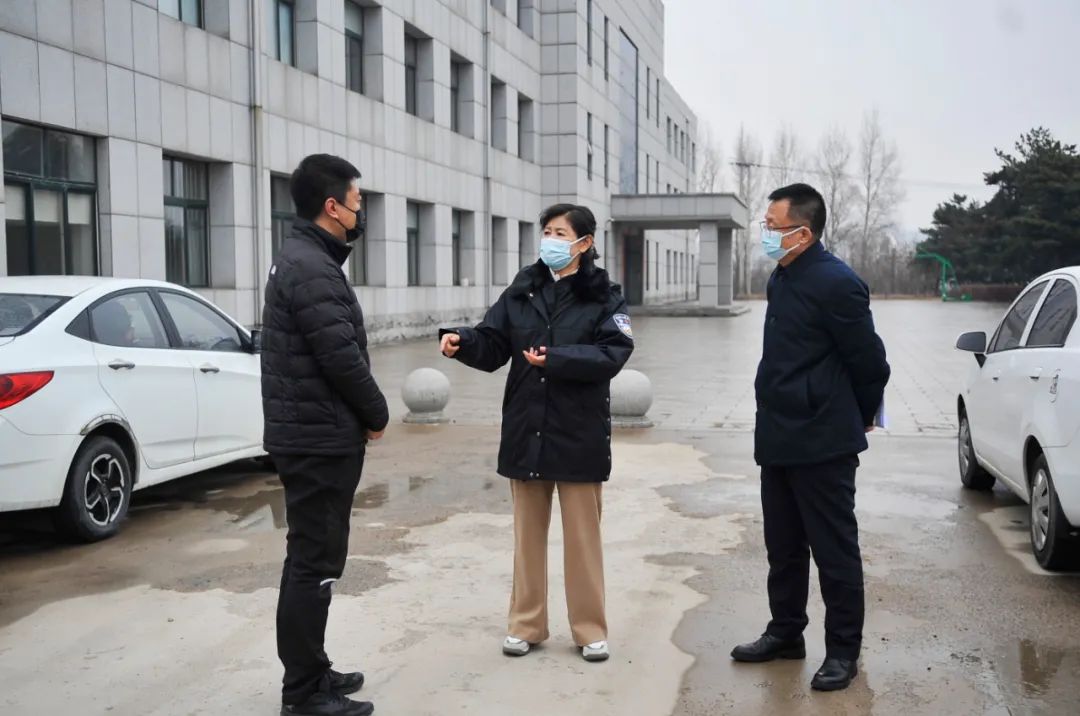 【疫情防控】方颖深入企业调研防疫物资市场保供工作