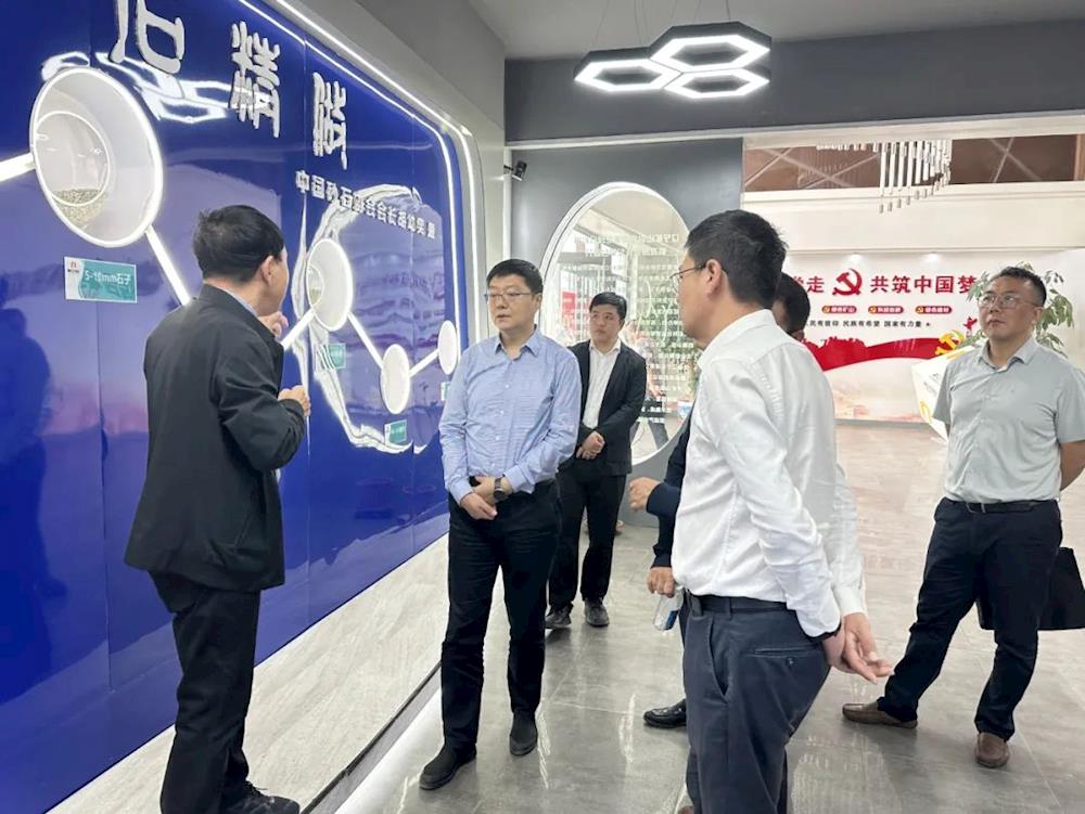 【药都要闻】省科技厅党组书记冯文胜带队到本溪高新区调研指导