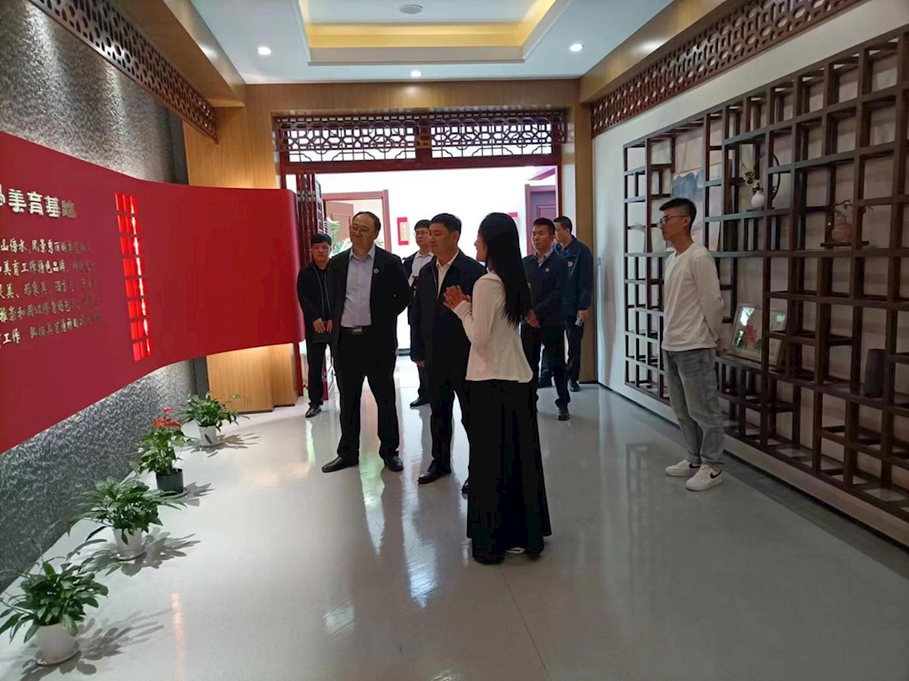 【药都要闻】本溪高新区党工委副书记、管委会主任 李涛带队调研辽宁中医药大学 本溪校区、辽宁药联制药有限公司