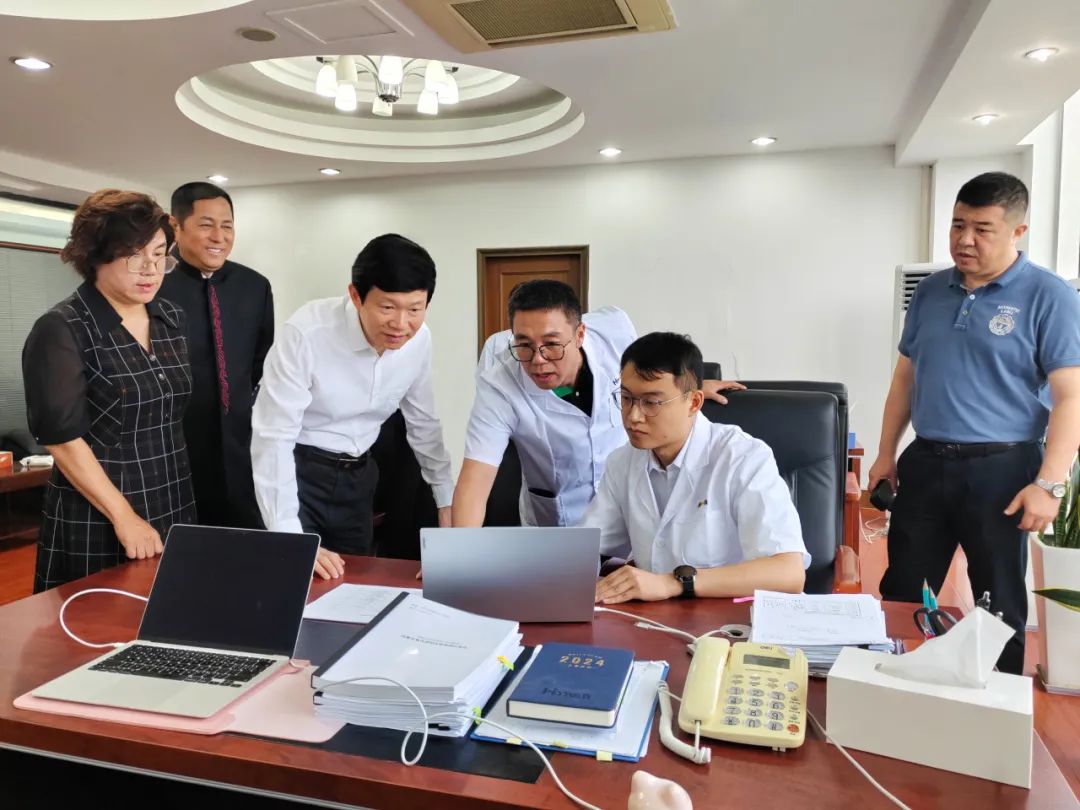 李利在辽宁调研药品监管工作