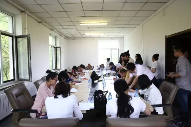 高新区召开纳税人需求调查工作布置暨培训会