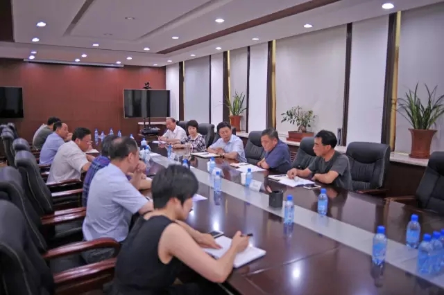 杨军生召开辽宁医药职业学院建设项目调度会