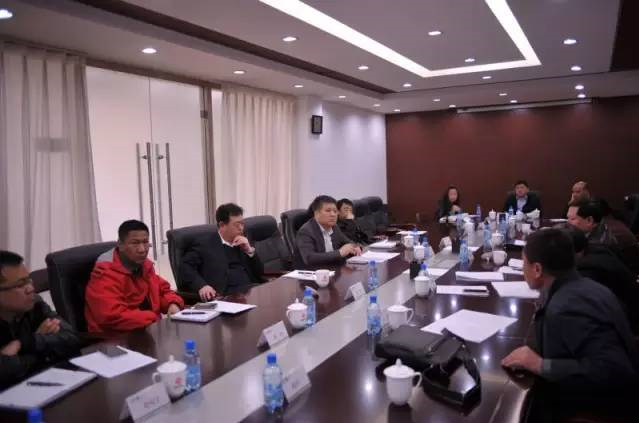 市非公经济调研组到高新区调研 