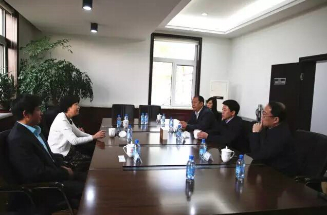 杨军生会见康辰药业董事长王锡娟 
