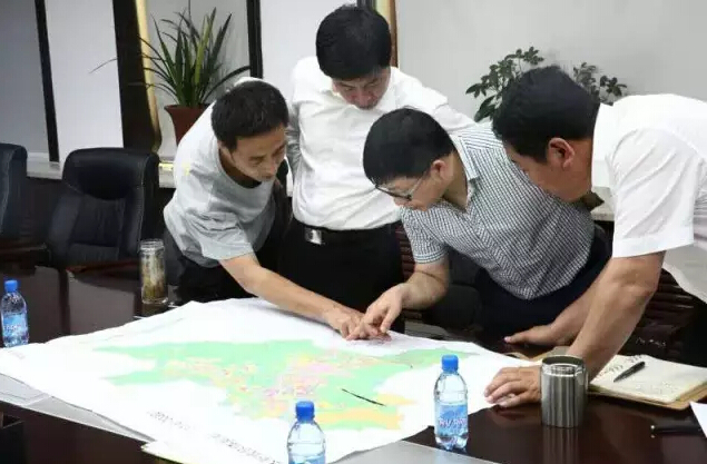 杨军生主持研讨沈本新城总体规划调整方案