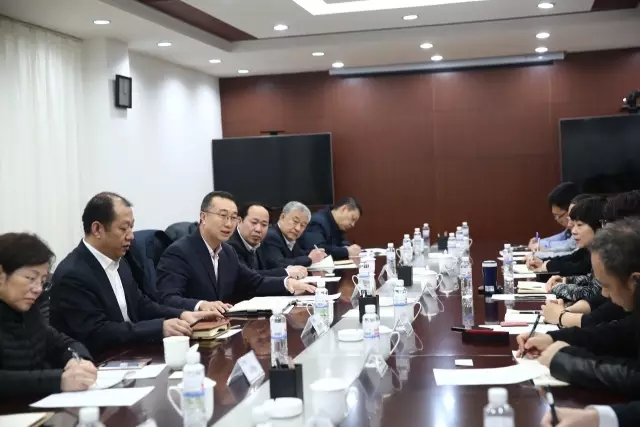 于海会见国药集团客人