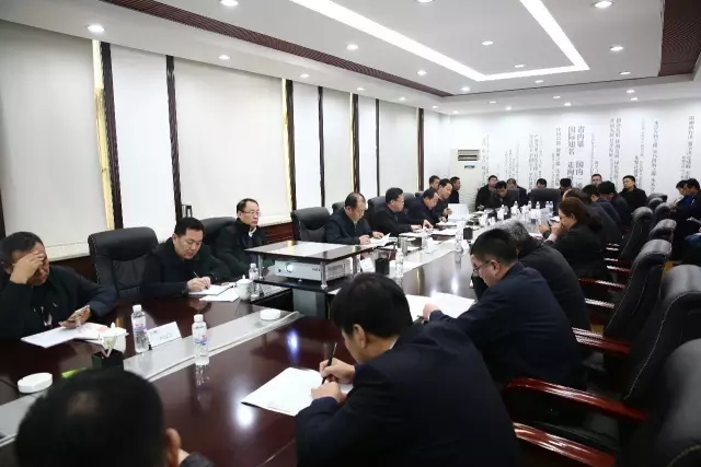 高新区研究部署全国“两会”期间安全生产工作