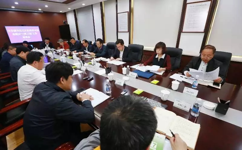 王庆东到高新区对接“三抓三促”工作